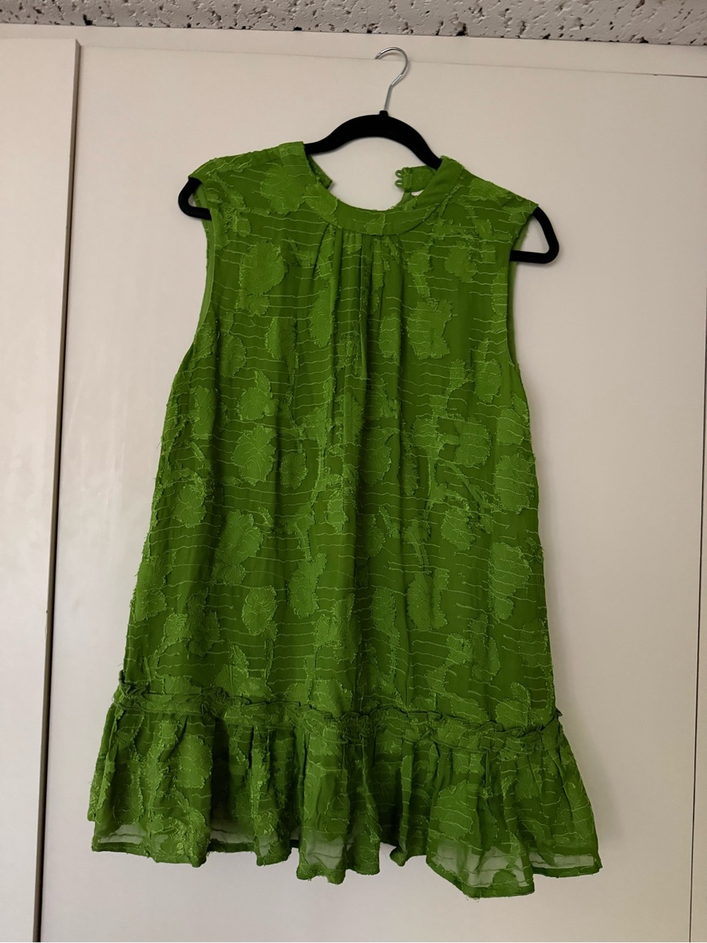 Soft Surroundings Lime Green Sleeveless Floral Ruffle Tunic